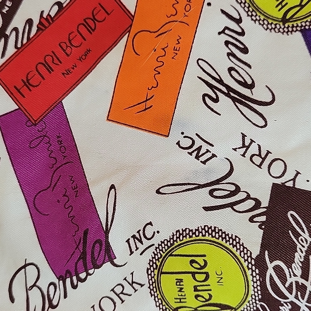 HENRI BENDEL Laundry Bag - Picture 5 of 9